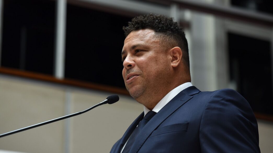 Ronaldo Fenômeno e o Futebol - 68