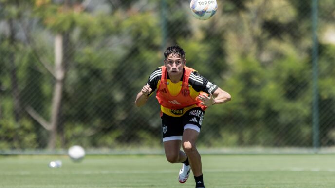 Atlético-MG não libera zagueiro - 70