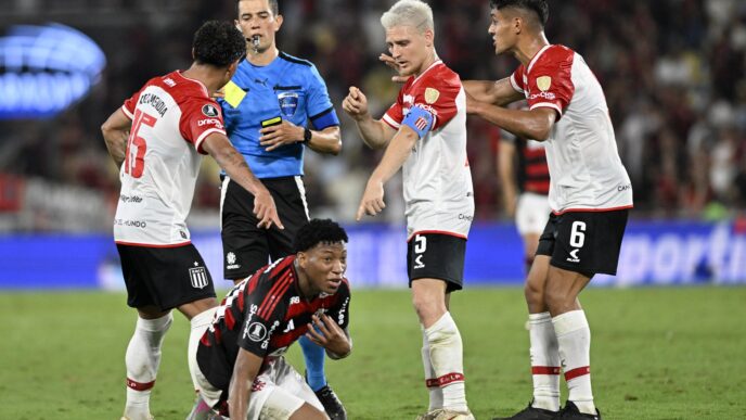 Expulsão de Plata no Flamengo - Flamengo