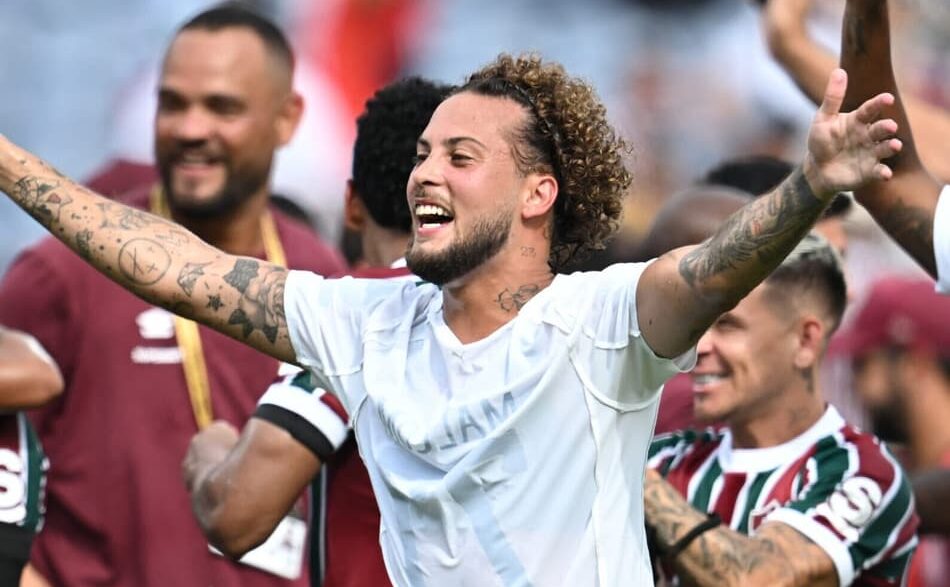 Guga celebra vitória do Fluminense sobre o Al-Hilal