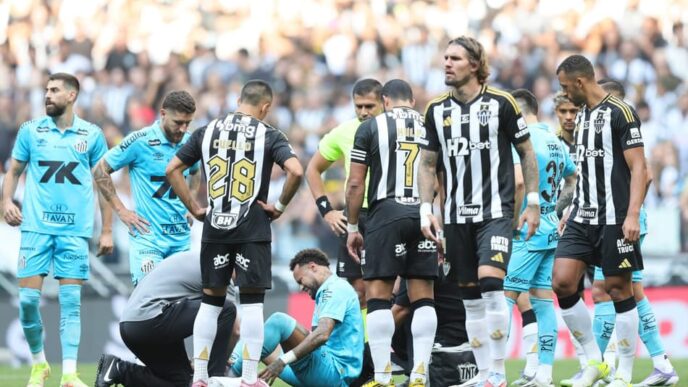 Neymar foi titular no duelo entre o Santos e o Atlético-MG, na Arena MRV, pela última rodada do Brasileirão. (Foto: Gilson Lobo/AGIF)