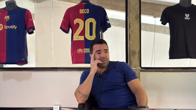 Deco faz balanço da janela de transferências do Barcelona em entrevista ao Lance!