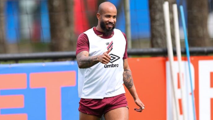 Patrick Athletico treino