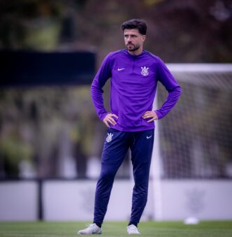 Héctor Hernández Corinthians - 68