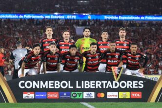 Flamengo vence Estudiantes - 75