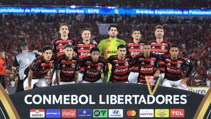 Flamengo vence Estudiantes - 75